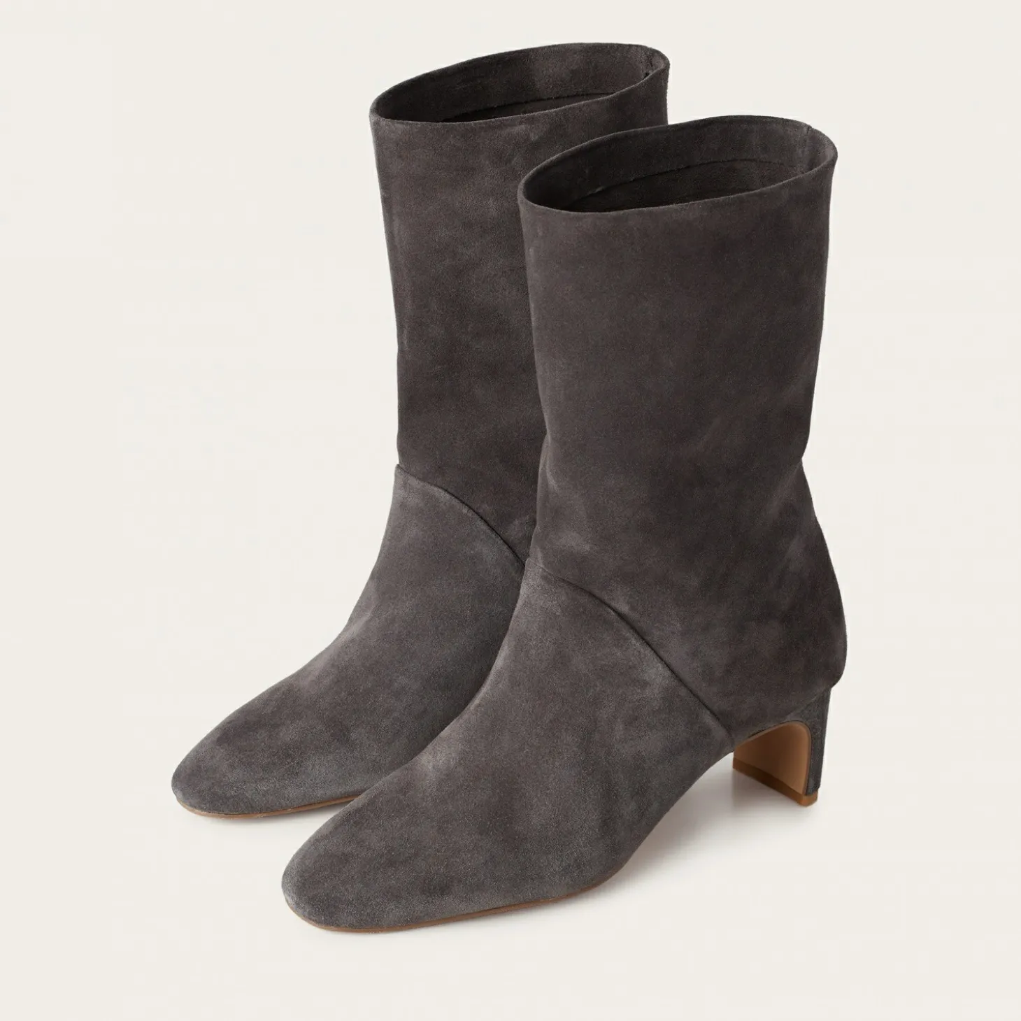 Botki|Balagan Adina Botki, Antracytowy Welur