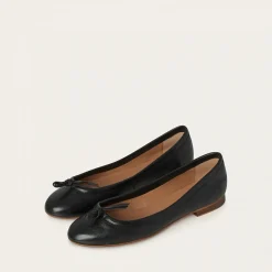 Baleriny|Balagan Amuka Baleriny, Czarny