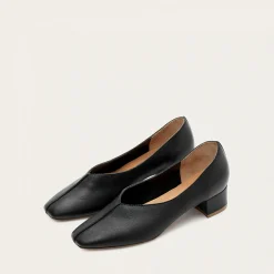 Czółenka|Balagan Apulia Czółenka, Czarny