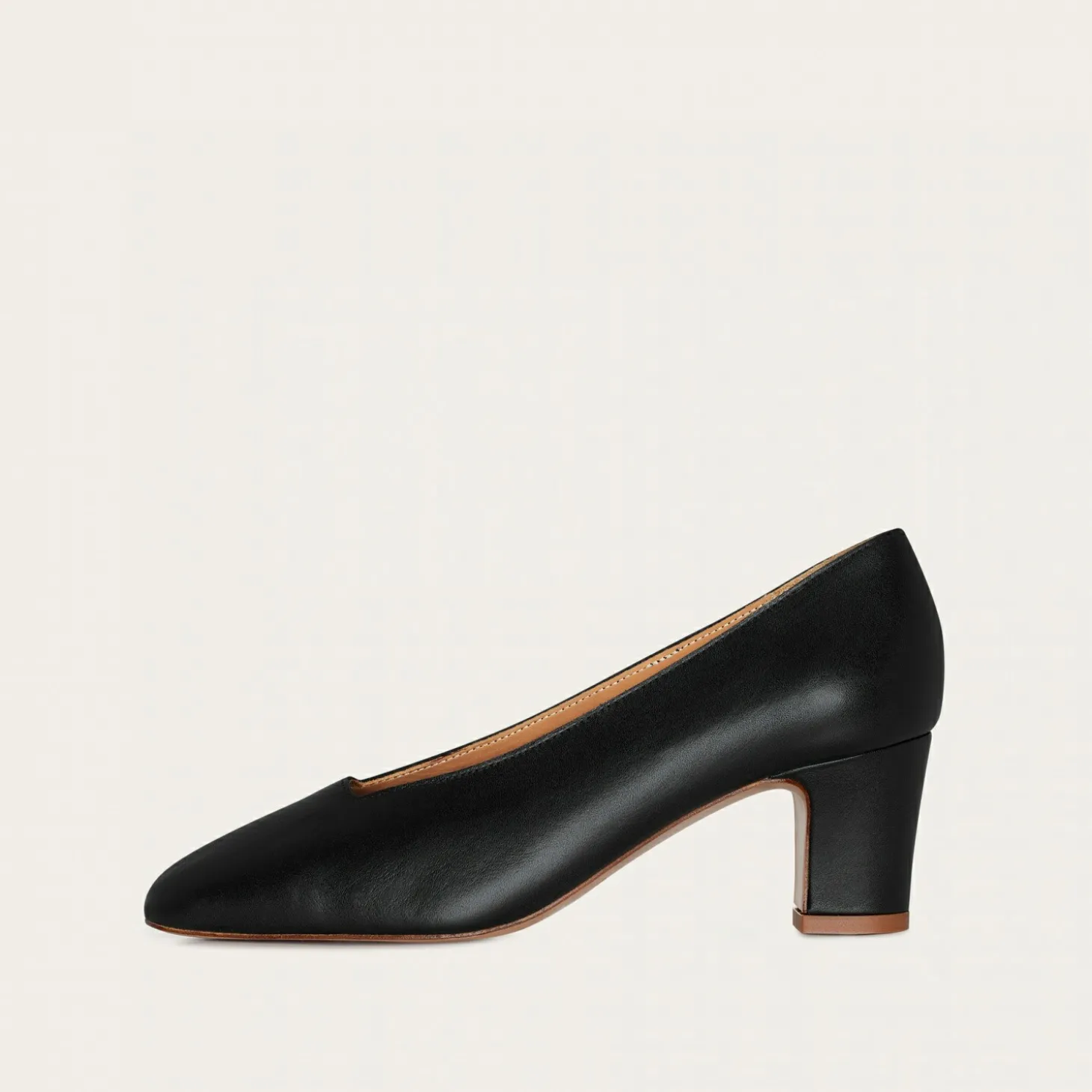 Czółenka|Balagan Dvora Czółenka, Czarny