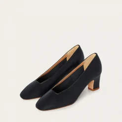 Czółenka|Balagan Dvora Czółenka, Czarny