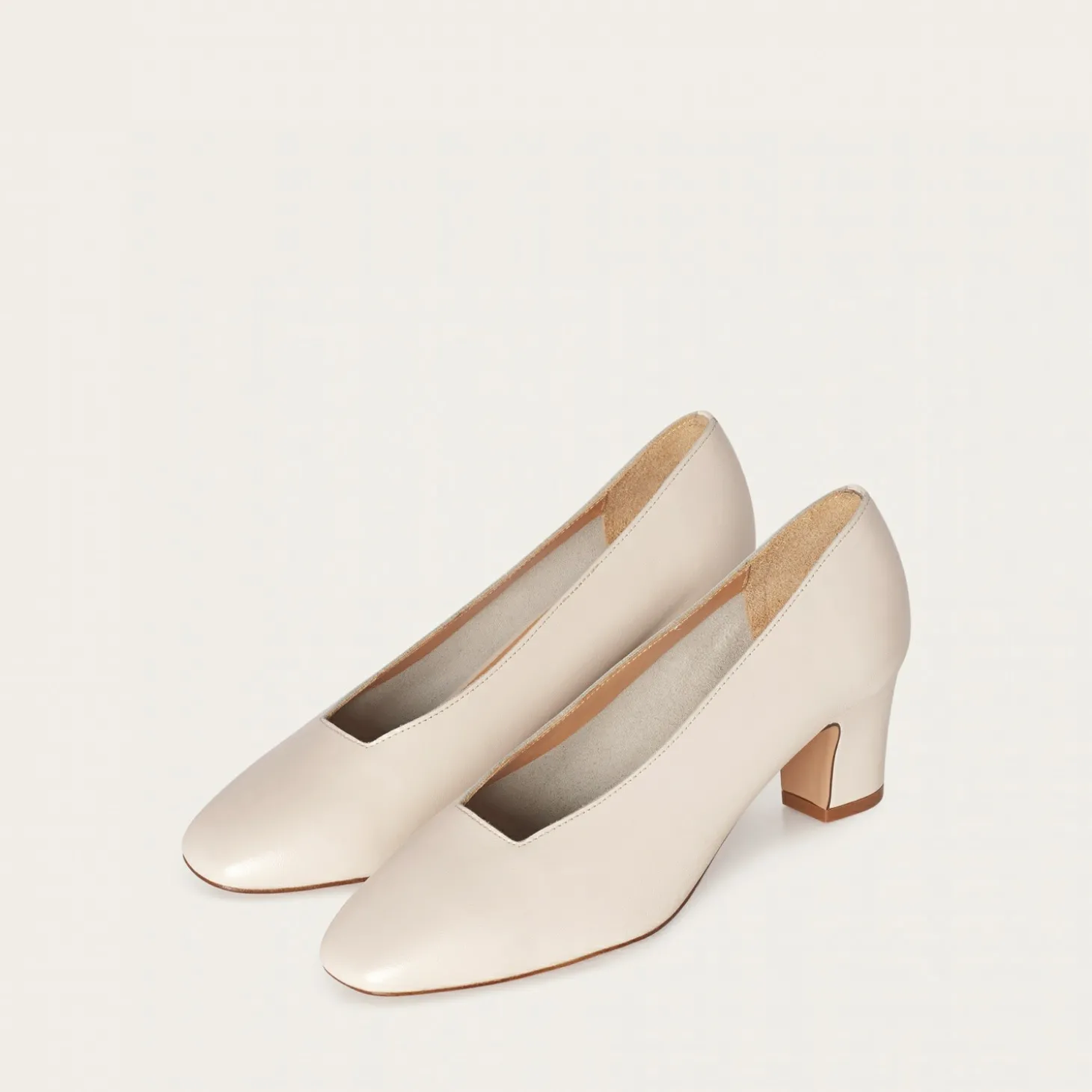 Czółenka|Balagan Dvora Czółenka, Kremowy