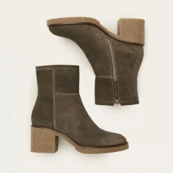 Botki|Balagan Ejtan Botki, Dymny Welur