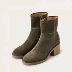 Botki|Balagan Ejtan Botki, Dymny Welur