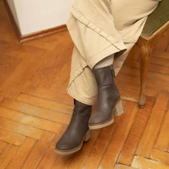 Botki|Balagan Ejtan Botki, Woskowany Braz Nubuk