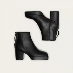 Botki|Balagan Elton Botki, Czarny