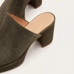 Klapki|Balagan Gloria Klapki, Dymny Welur