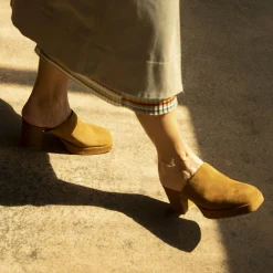 Klapki|Balagan Gloria Klapki, Karmelowy Welur