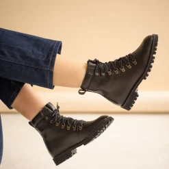 Botki|Balagan Har Botki, Czarny