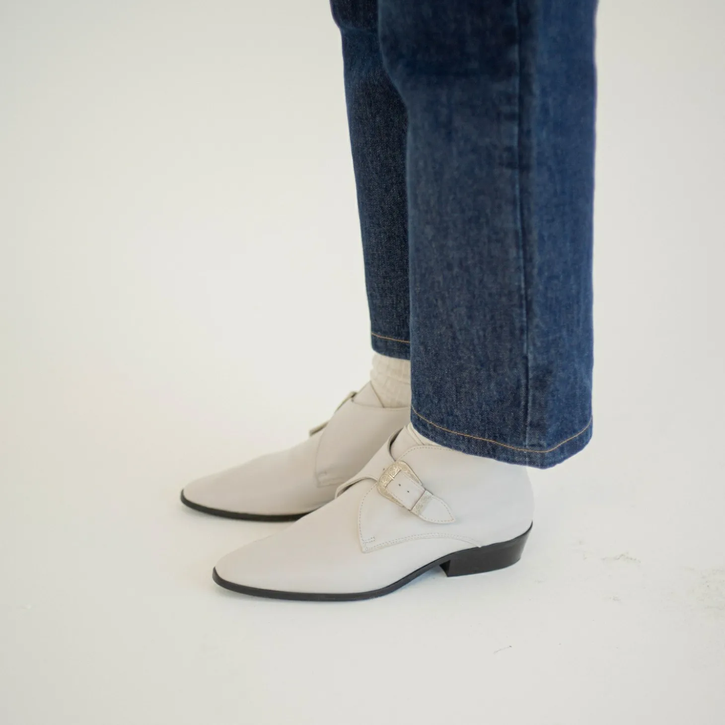 Półbuty|Balagan Louis Botki, Zlamana Biel