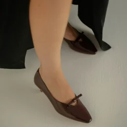 Czółenka|Balagan Matana Czółenka, Bordowy Polysk