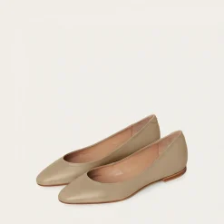 Baleriny|Balagan Mishor Baleriny, Kamienny Szary