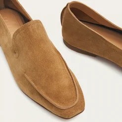 Półbuty|Balagan Monsieur Półbuty, Karmelowy Welur