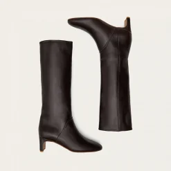 Botki|Balagan Nancy Botki, Ciemny Braz