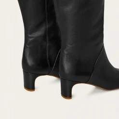 Botki|Balagan Nancy Botki, Czarny