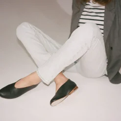 Baleriny|Balagan Opera Baleriny, Czarny