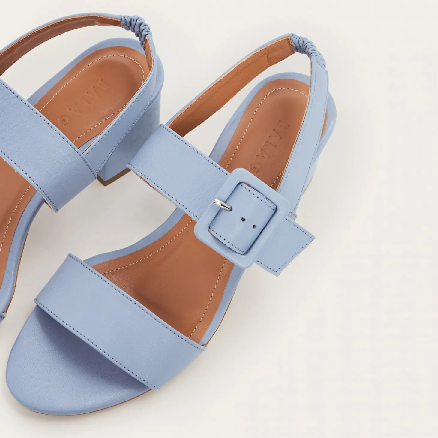 Sandaly|Balagan Rehava Sandaly, Dzinsowy Blekit