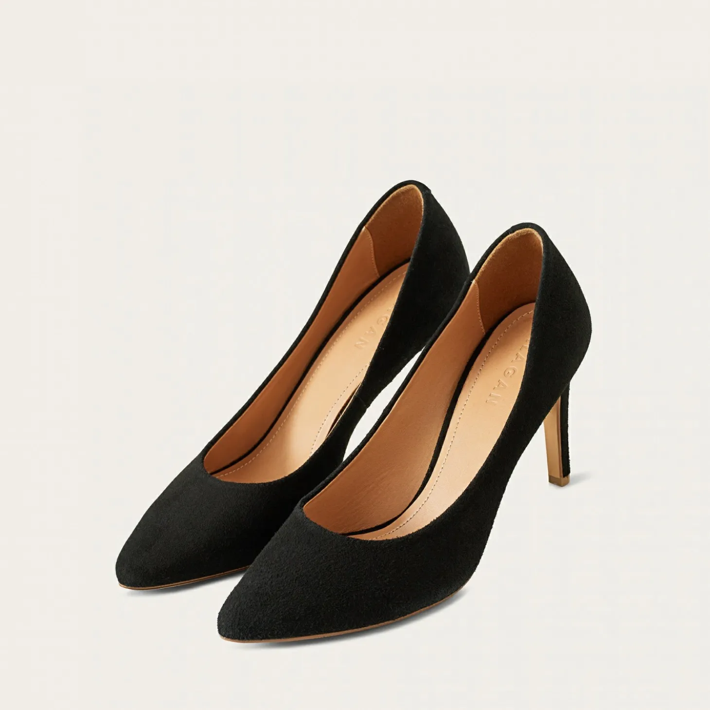 Szpilki|Balagan Rita Szpilki, Czarny Zamsz