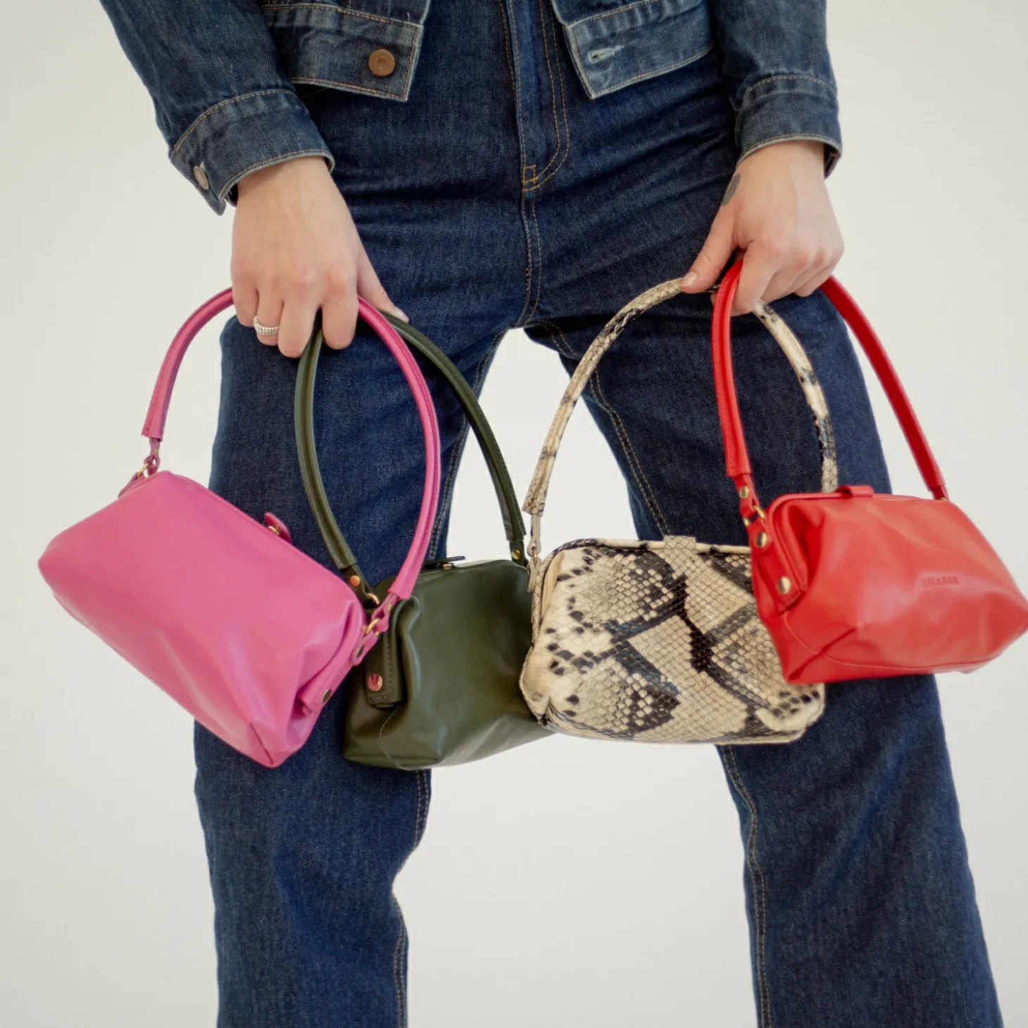 Minitorebki|Balagan Roha Torebka, Zlamana Biel Pytona