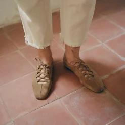 Baleriny|Balagan Roma Baleriny, Karmelowy Welur