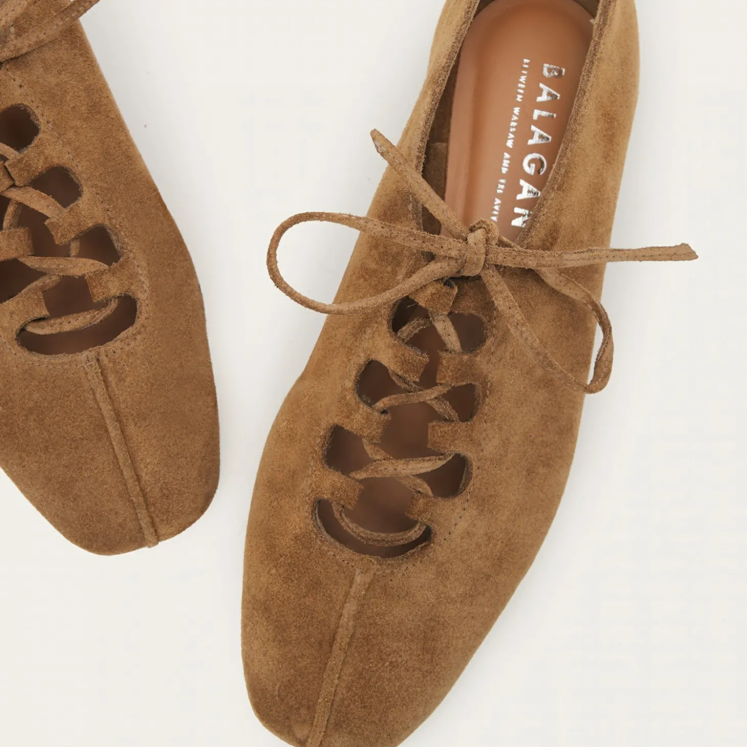 Baleriny|Balagan Roma Baleriny, Karmelowy Welur