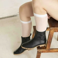 Botki|Balagan Saviv Botki, Czarny