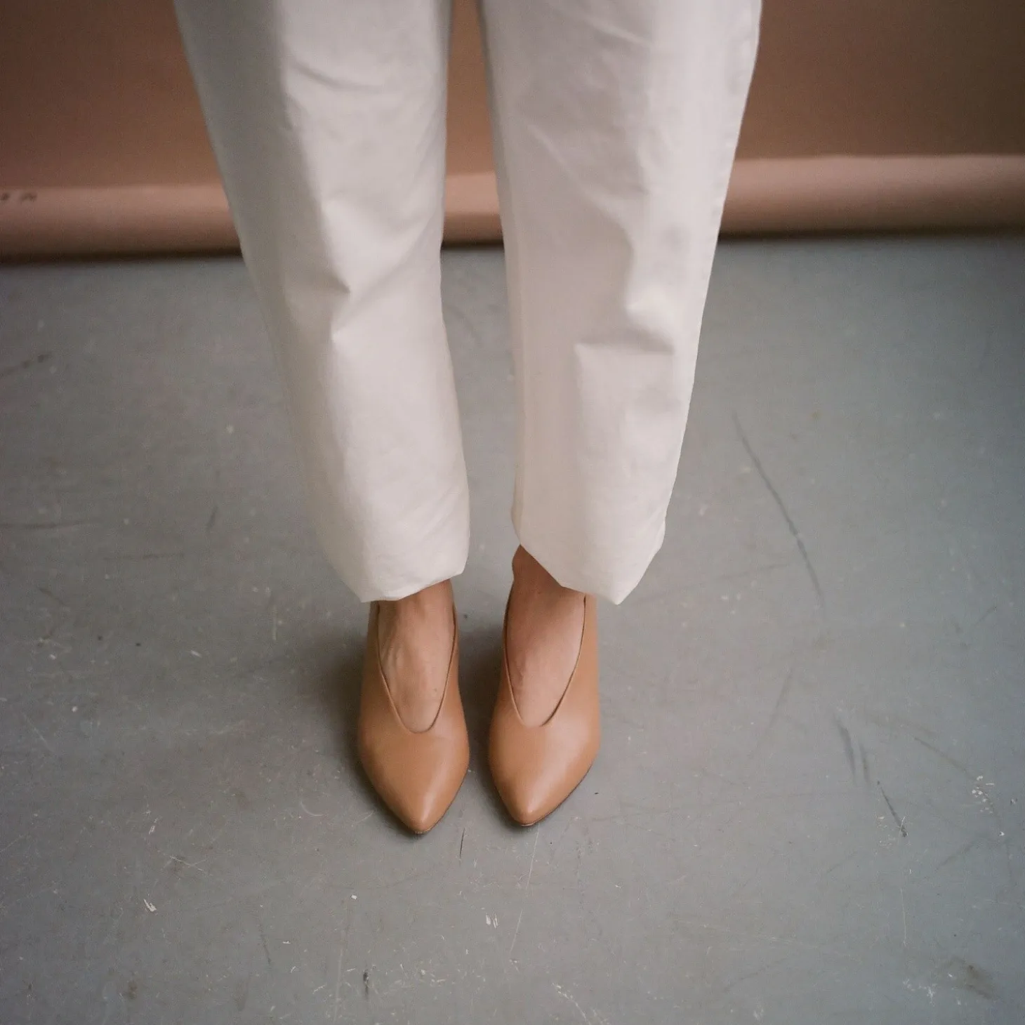 Szpilki|Balagan Schpitz Czółenka, Naturalny