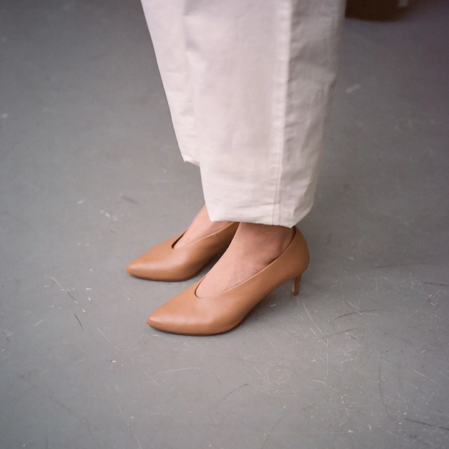 Szpilki|Balagan Schpitz Czółenka, Naturalny