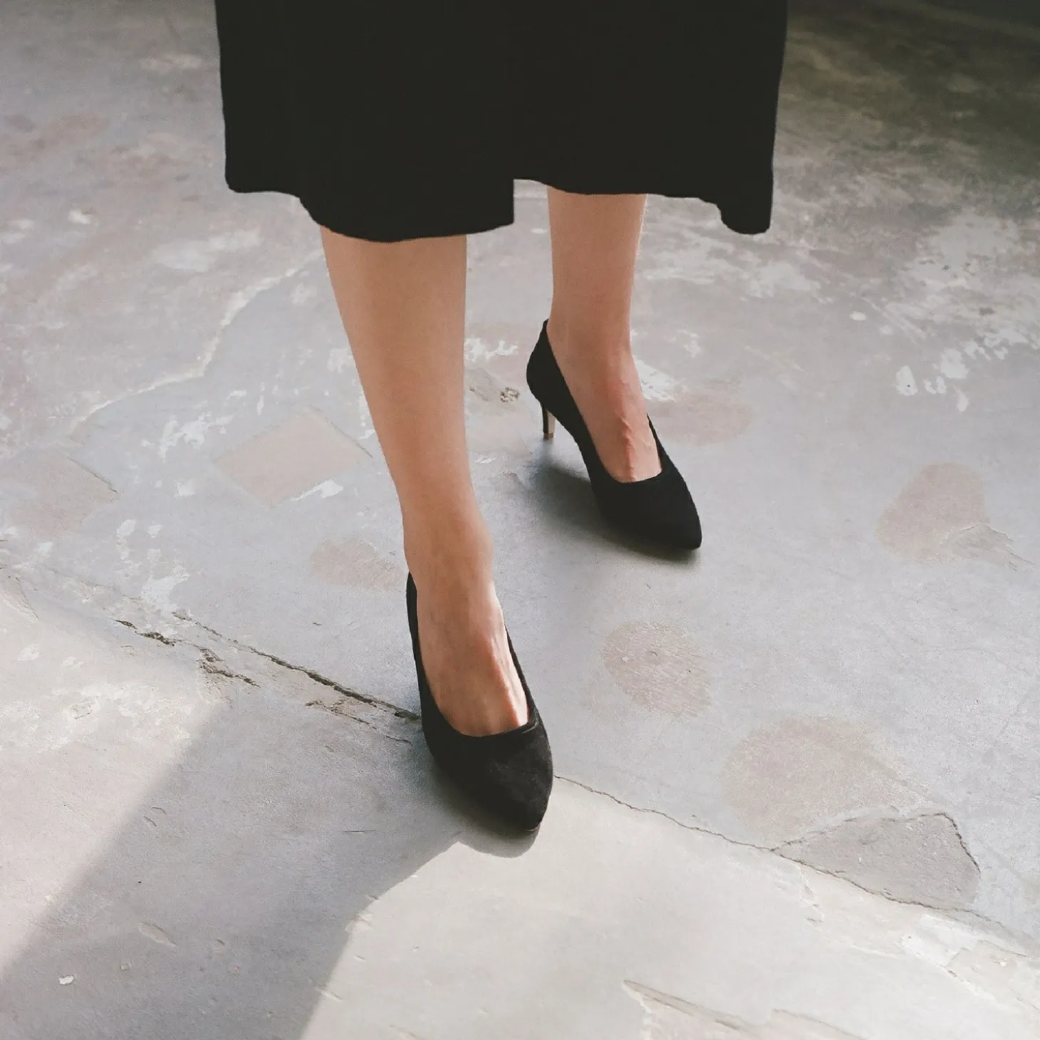 Szpilki|Balagan Sica Czółenka, Czarny Zamsz