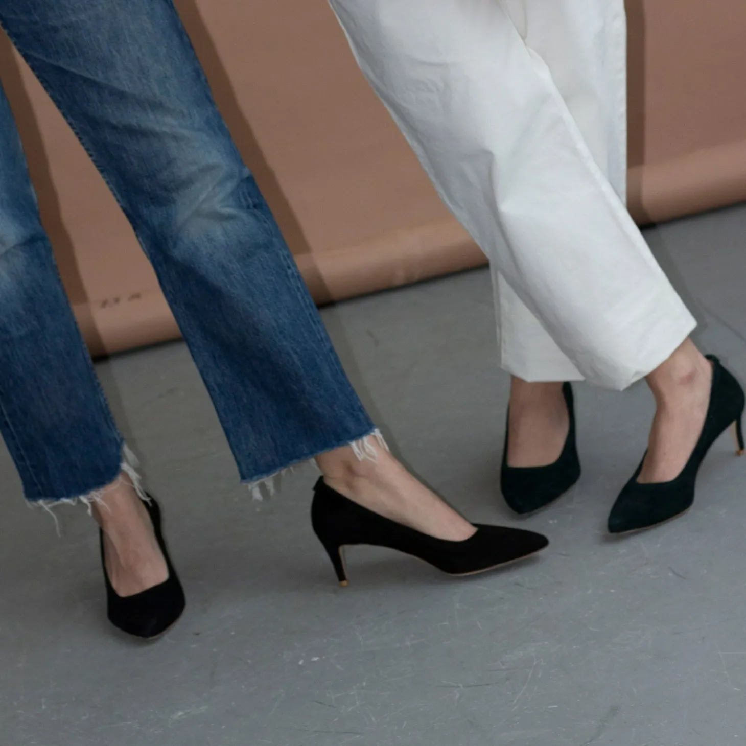 Szpilki|Balagan Sica Czółenka, Czarny Zamsz