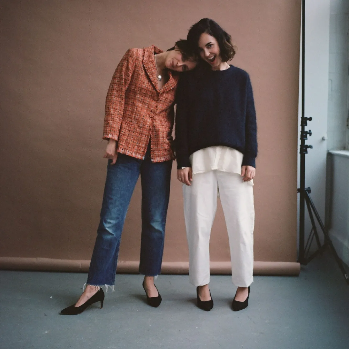 Szpilki|Balagan Sica Czółenka, Czarny Zamsz