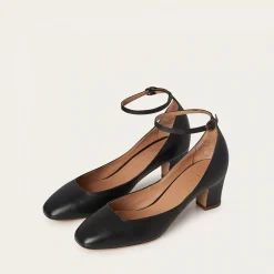 Czółenka|Balagan Sira Czółenka, Czarny