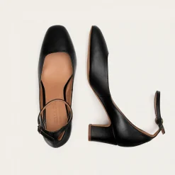 Czółenka|Balagan Sira Czółenka, Czarny