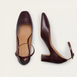 Czółenka|Balagan Sira Czółenka, Mahoniowy