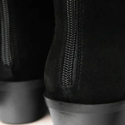 Botki|Balagan Sus Botki, Czarny Zamsz