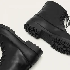 Botki|Balagan Tefer Botki, Czarny Rustykalny