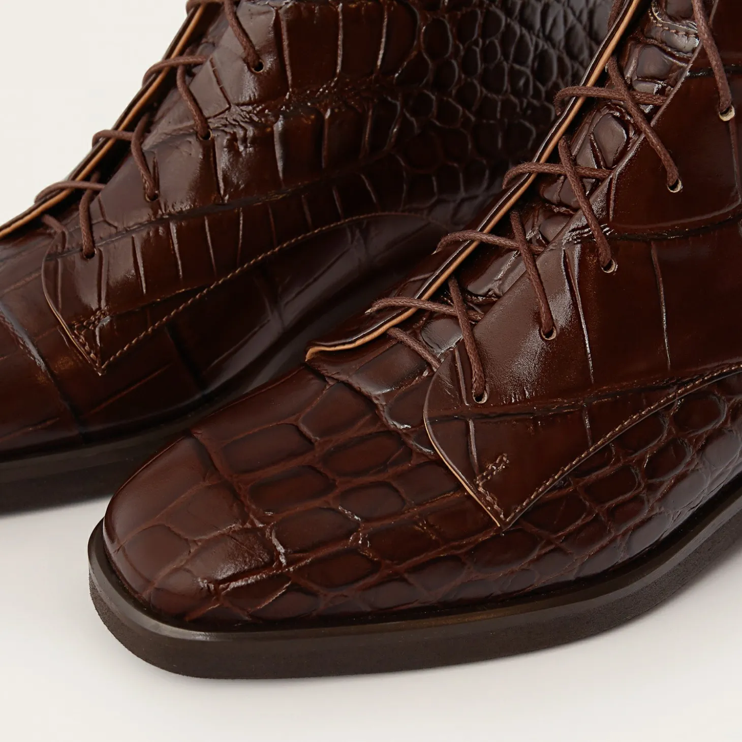 Botki|Balagan Tzava Botki, Brazowy Wzor Krokodyla