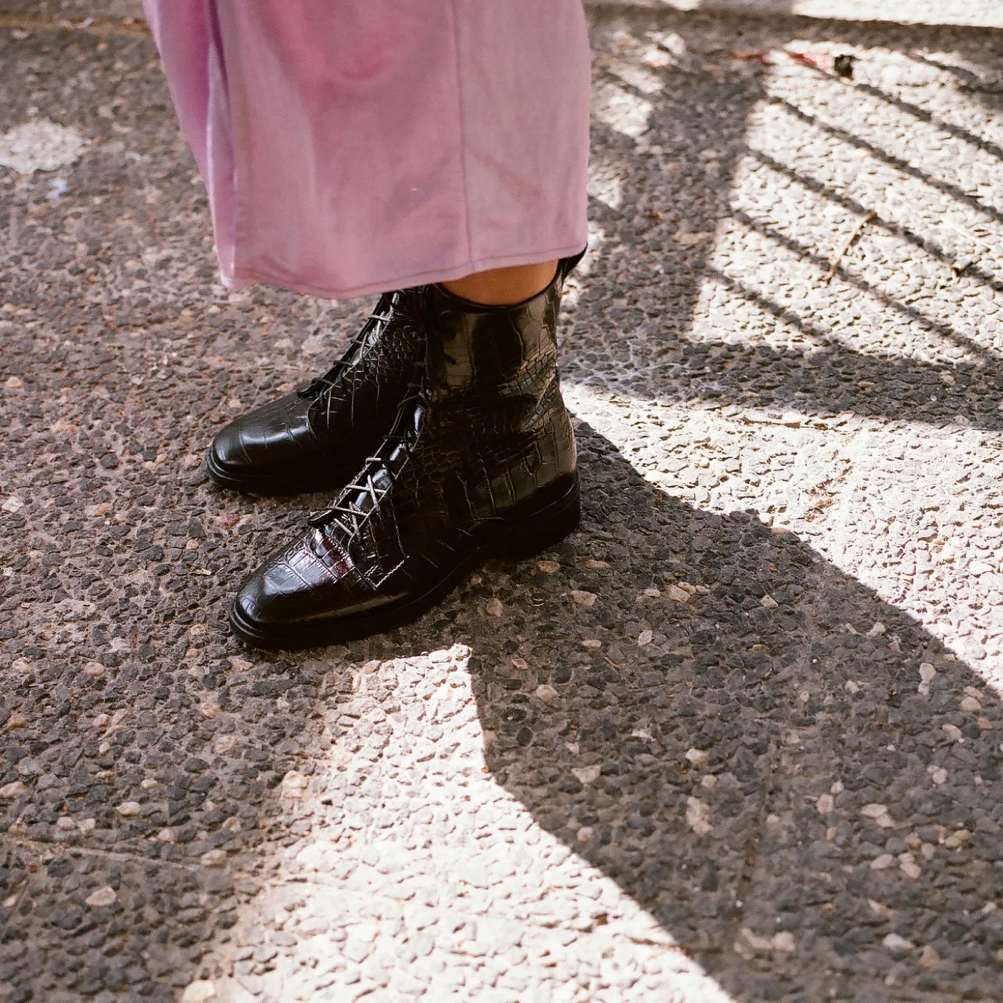 Botki|Balagan Tzava Botki, Czarny Wzor Krokodyla