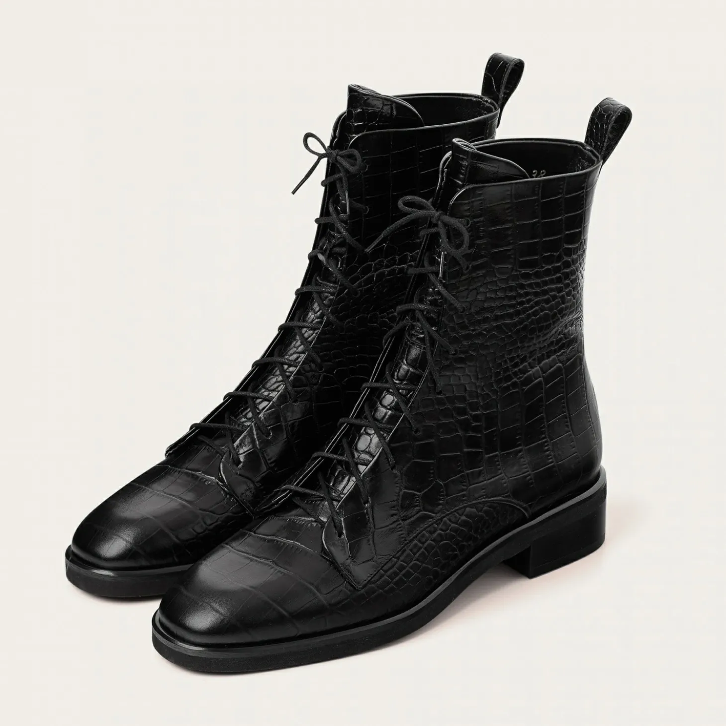 Botki|Balagan Tzava Botki, Czarny Wzor Krokodyla