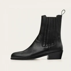 Sztyblety|Balagan Ukaf Botki, Czarny