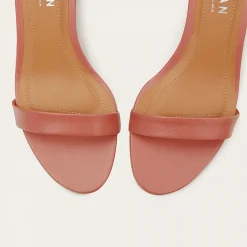 Sandaly|Balagan Ulam Sandaly, Koralowy