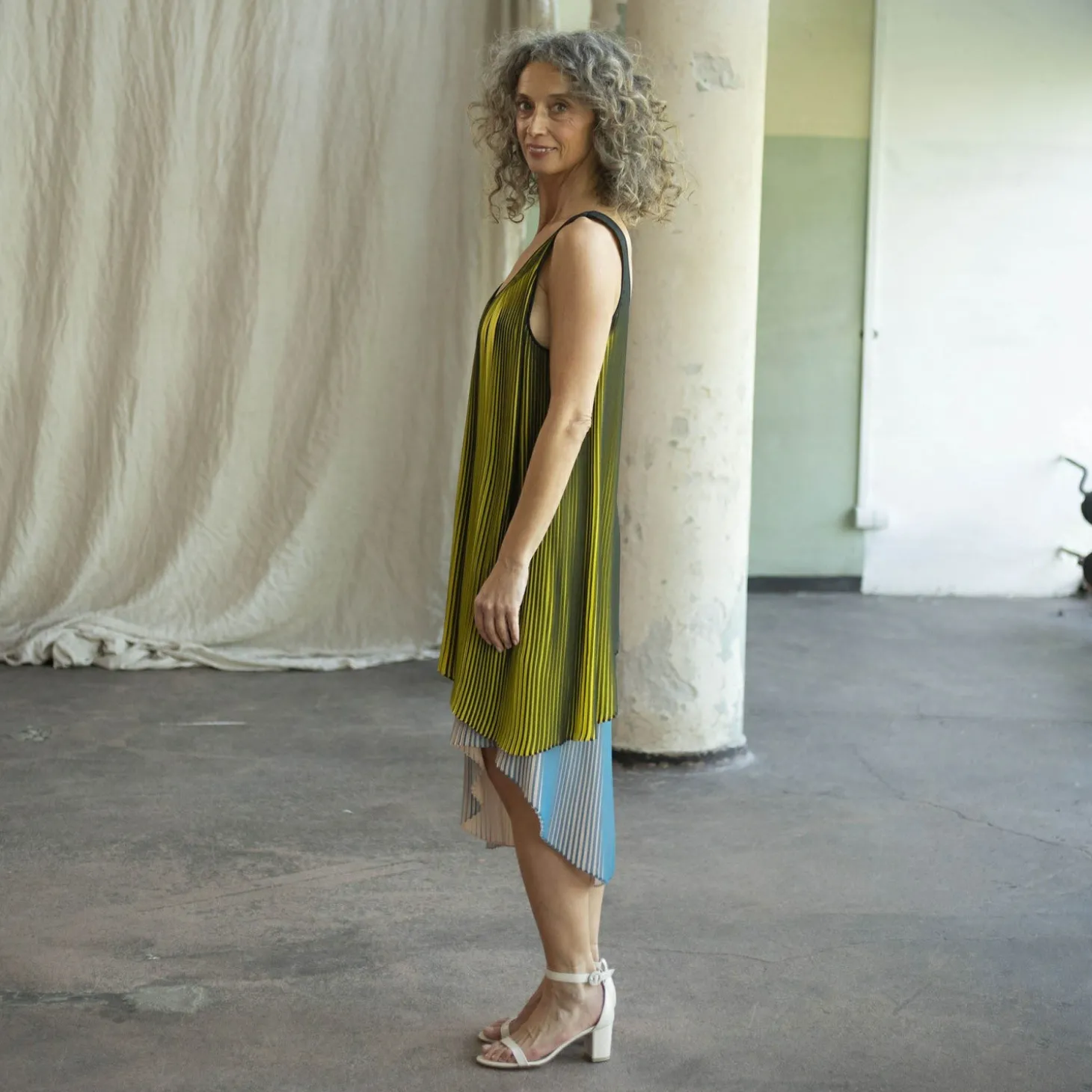 Sandaly|Balagan Ulam Sandaly, Kremowy