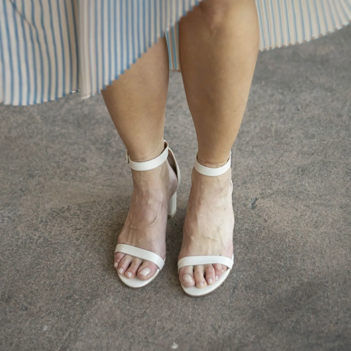 Sandaly|Balagan Ulam Sandaly, Kremowy