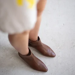 Botki|Balagan Vared Botki, Karmelowy